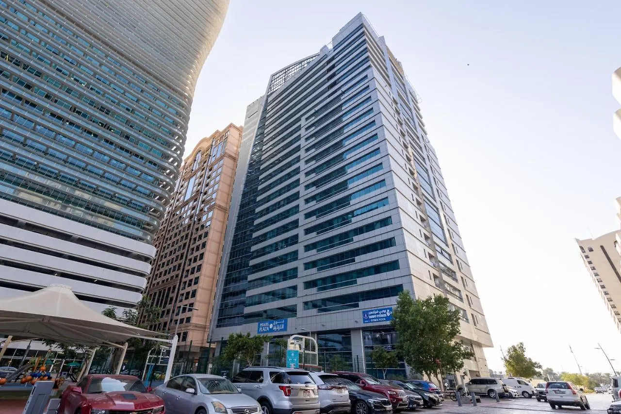 Best 2 Bedroom Apartment Beach Front アブダビ